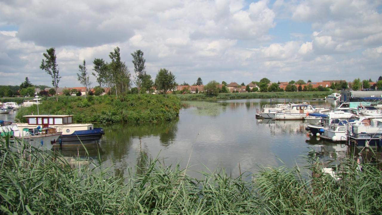 La Grange De Felicie Bed and Breakfast Charrey-sur-Saone Exteriör bild
